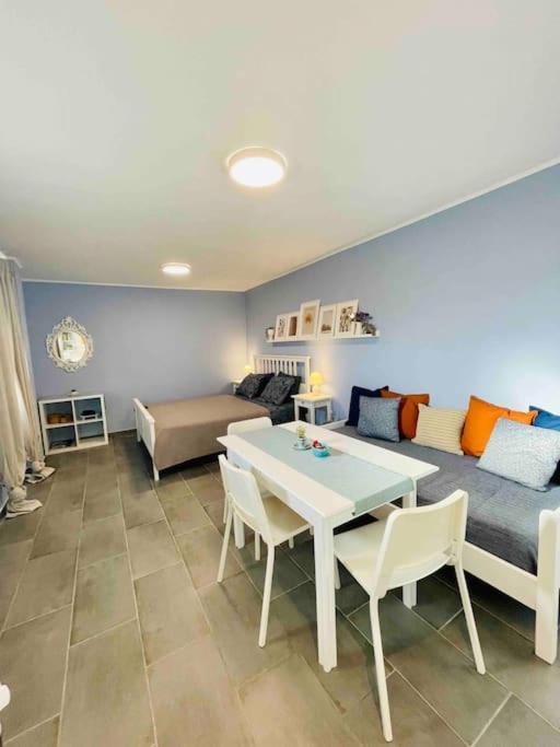 Cozy, Newly Renovated Apartment In Gavrio. Ngoại thất bức ảnh